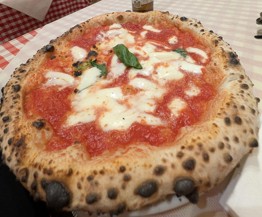 Pizza in Rome